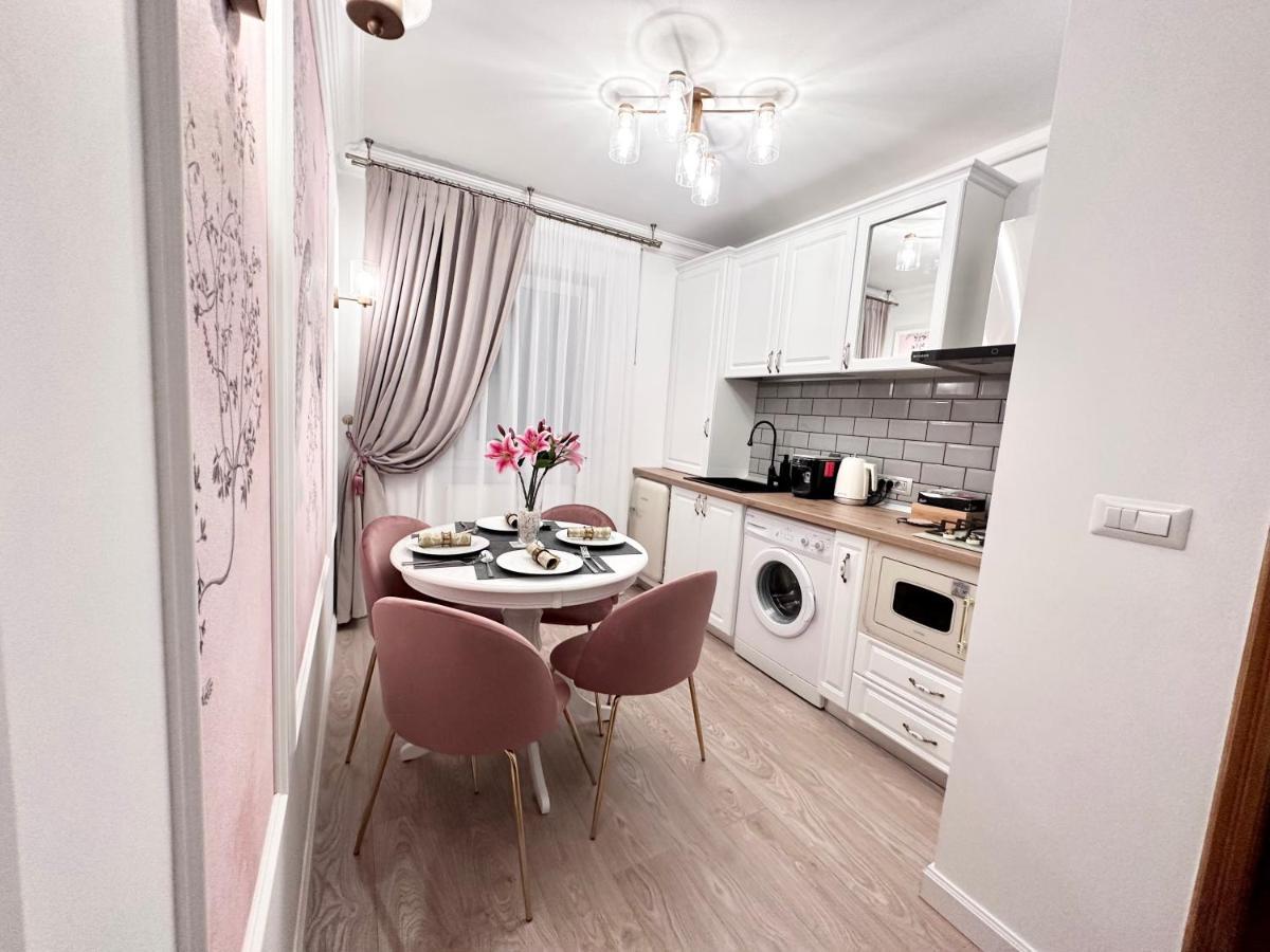 אלבה לוליה Central Spacious Apartment With Balcony - Alba Carolina מראה חיצוני תמונה